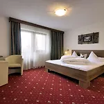 Gaestehaus Hackl Affittacamere 3*