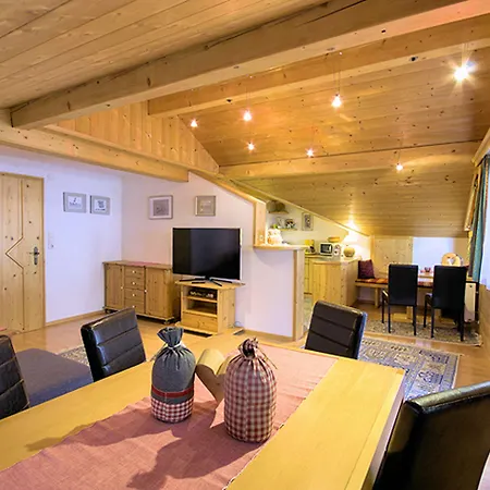 Pensionat Gaestehaus Hackl 3*
