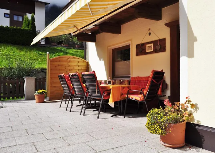 Konukevi Gaestehaus Hackl Sautens