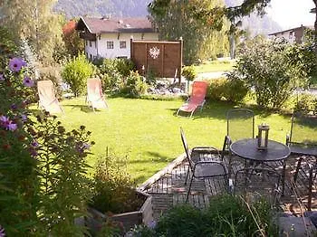 Gaestehaus Hackl Konukevi Sautens