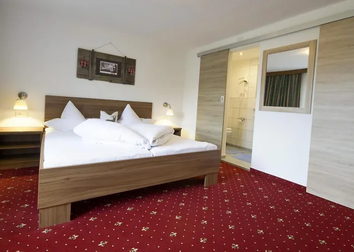 Konukevi Gaestehaus Hackl Sautens