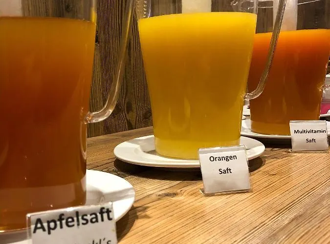 Konukevi Gaestehaus Hackl 3*